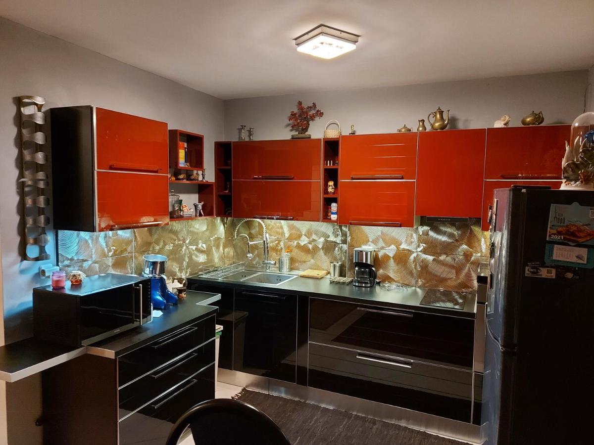 One Bedroom New With Large Living * Athens