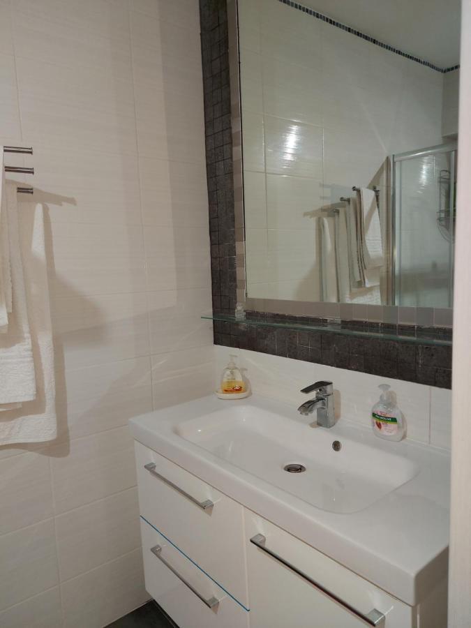 Apartment One Bedroom New With Large Living